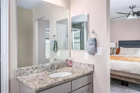 16206 E Warner Dr, Denver, CO 80239 photo 31