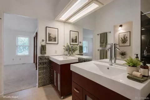Bath - 4927 S Eagle Cir, Aurora, CO 80015 photo 1 of 5