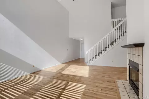 Living - 4927 S Eagle Cir, Aurora, CO 80015 photo 6 of 6