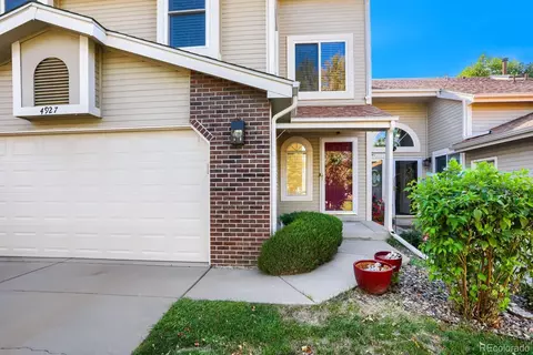Exterior - 4927 S Eagle Cir, Aurora, CO 80015 photo 3 of 8