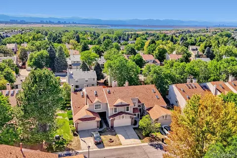 View/Area - 4927 S Eagle Cir, Aurora, CO 80015 photo 3 of 4