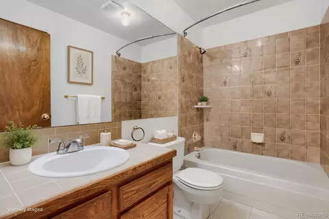 Bath - 4927 S Eagle Cir, Aurora, CO 80015 photo 4 of 5