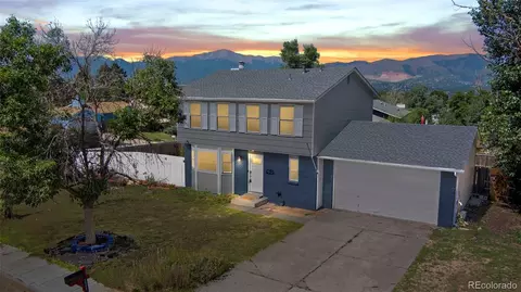 7542 Red Mountain Dr, Colorado Springs, CO 80920