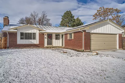 387 Vaughn St, Aurora, CO 80011