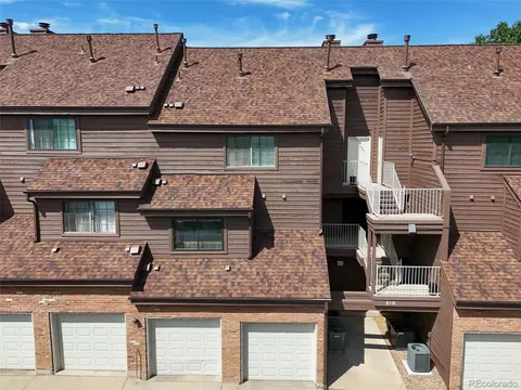 810 S Vance St #E, Lakewood, CO 80226