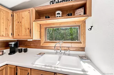 Kitchen - 464 Long Trail Rd, Black Hawk, CO 80422 photo 2 of 5