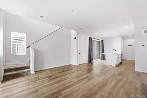 Living - 24431 E 41st Ave, Aurora, CO 80019 photo 2 of 3