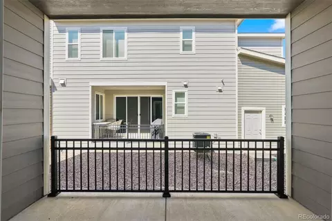Exterior - 24431 E 41st Ave, Aurora, CO 80019 photo 6 of 10