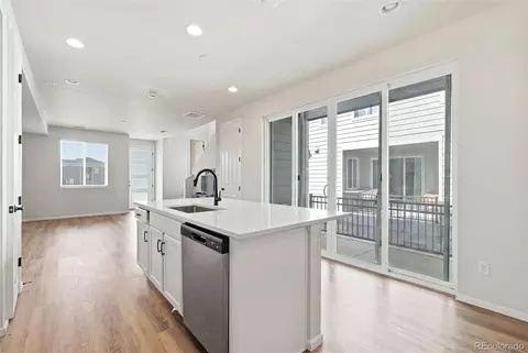 Kitchen - 24431 E 41st Ave, Aurora, CO 80019 photo 1 of 5