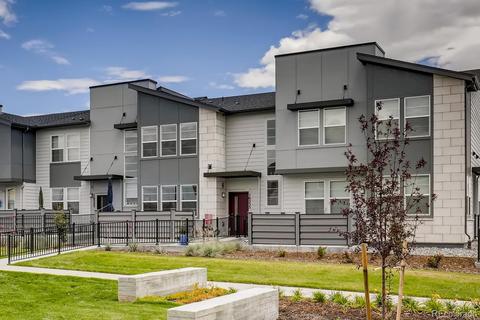 16235 E Warner Dr, Denver, CO 80239 photo 4