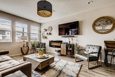 16235 E Warner Dr, Denver, CO 80239 photo 9