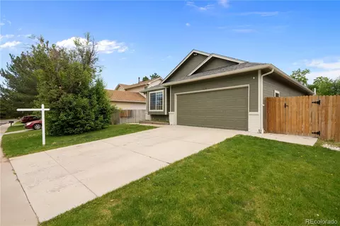 330 N Holcomb St, Castle Rock, CO 80104