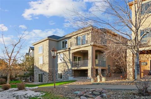 22482 E Peakview Dr, Aurora, CO 80016 photo 3