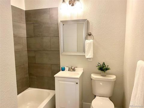 8098 E Lehigh Dr, Denver, CO 80237 photo 18