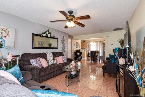 15616 E 51st Pl, Denver, CO 80239 photo 2