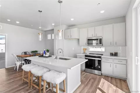 22043 E 38th Pl, Aurora, CO 80019 photo 6