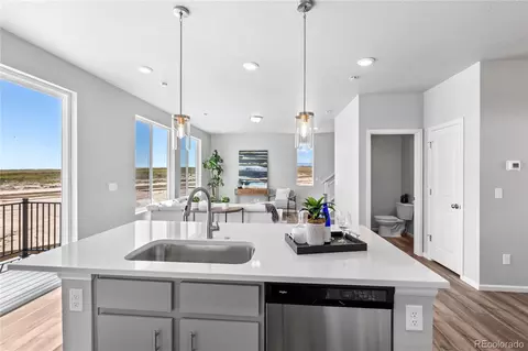 22043 E 38th Pl, Aurora, CO 80019 photo 7