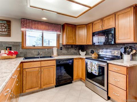 925 E 132nd Cir, Thornton, CO 80241 photo 9