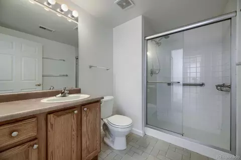 Bath - 18284 E Floyd Ave #A, Aurora, CO 80013 photo 3 of 3