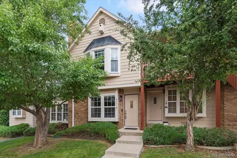 18131 E Arizona Ave #B, Aurora, CO 80017