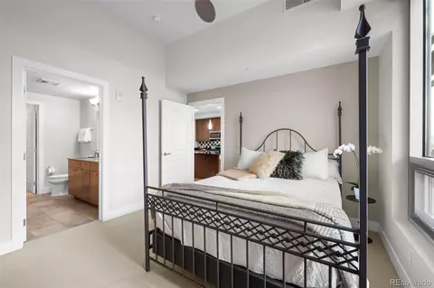 2001 Lincoln St #2412, Denver, CO 80202 photo 17