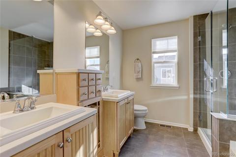 8008 E 22nd Pl, Denver, CO 80238 photo 24