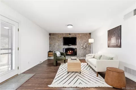 7063 E Warren Dr, Denver, CO 80224 photo 4