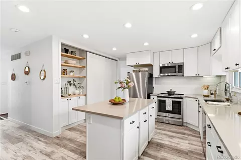 7063 E Warren Dr, Denver, CO 80224 photo 5