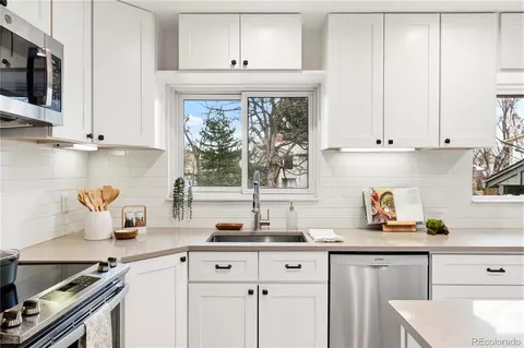 7063 E Warren Dr, Denver, CO 80224 photo 13