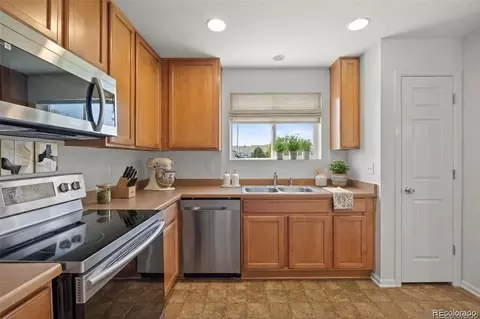 Kitchen - 19171 E 58th Ave #D, Denver, CO 80249 photo 1 of 2