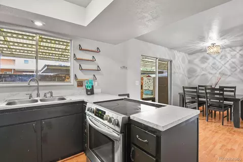 9091 E Oxford Dr, Denver, CO 80237 photo 6