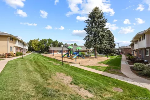 9091 E Oxford Dr, Denver, CO 80237 photo 27