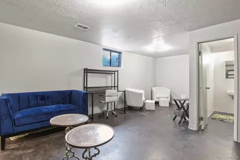 9091 E Oxford Dr, Denver, CO 80237 photo 19