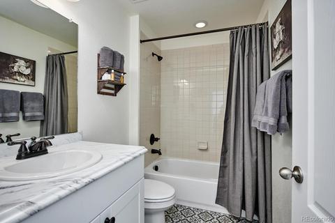 9165 E Jefferson Pl, Denver, CO 80237 photo 30