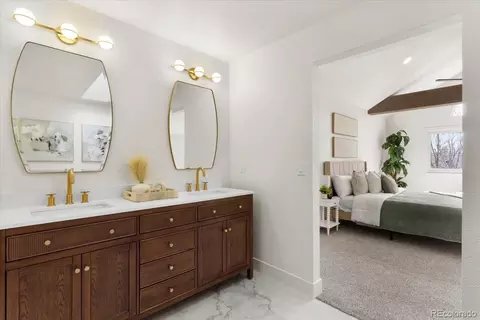 Bath - 8505 E Temple Dr #503, Denver, CO 80237 photo 4 of 7