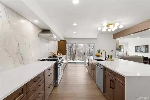 Kitchen - 8505 E Temple Dr #503, Denver, CO 80237 photo 5 of 6