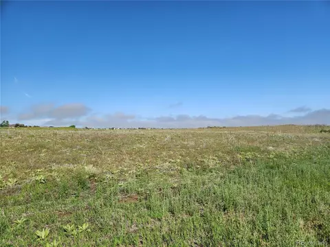 885 Antelope Dr E, Bennett, CO 80102 photo 2