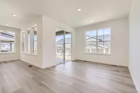 24471 Evans Dr, Aurora, CO 80018 photo 4
