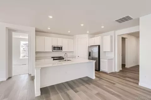 24471 Evans Dr, Aurora, CO 80018 photo 6