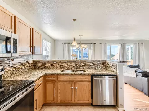 14393 E 47th Dr, Denver, CO 80239 photo 5