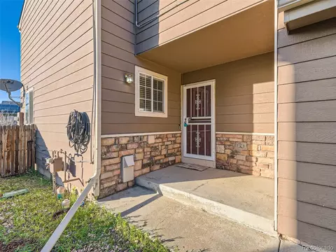 14393 E 47th Dr, Denver, CO 80239 photo 3