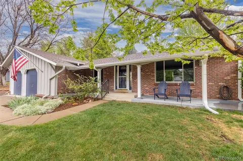 2622 S Brentwood Ct, Lakewood, CO 80227