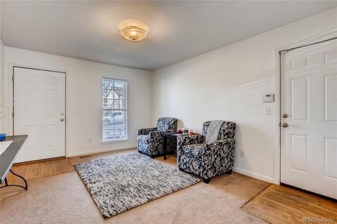 19562 E Linvale Dr, Aurora, CO 80013 photo 2