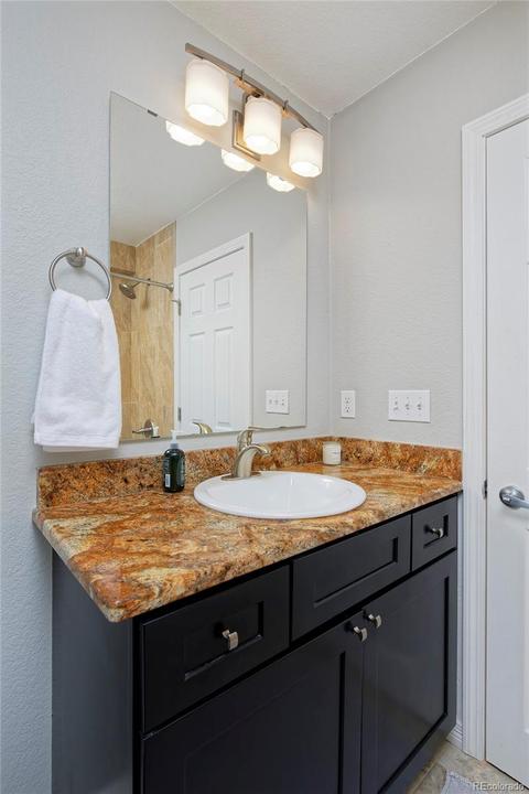 611 Stuart St, Denver, CO 80204 photo 20