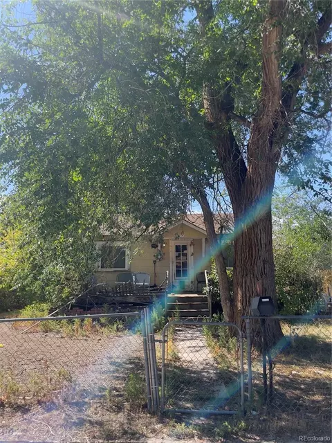2433 S Cherokee St, Denver, CO 80223