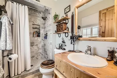Bath - 4845 S Taft St, Morrison, CO 80465 photo 2 of 4