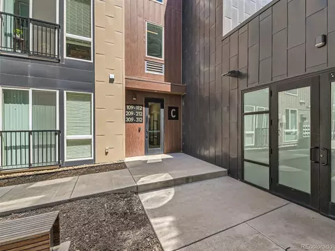 8475 E 36th Ave #210, Denver, CO 80238 photo 2