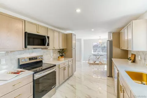 6695 S Ogden St, Centennial, CO 80121