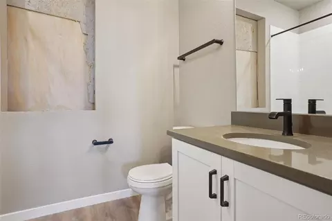 Bath - 24121 E 54th Pl, Aurora, CO 80019 photo 2 of 3