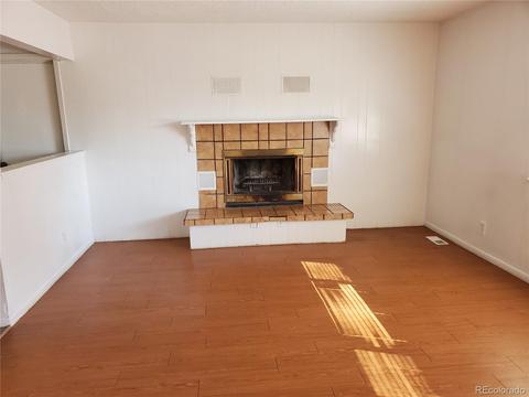 5501 Carson St, Denver, CO 80239 photo 12